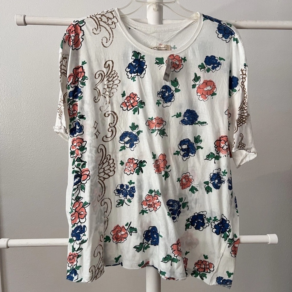 NWT Free People We the Free Nina Boheme Floral Printed T-Shirt SOLD OUT!!
